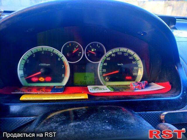 Серый Шевроле Авео, объемом двигателя 1.5 л и пробегом 550 тыс. км за 2800 $, фото 2 на Automoto.ua