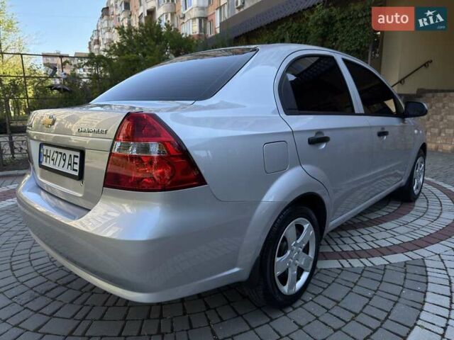 Серый Шевроле Авео, объемом двигателя 1.5 л и пробегом 68 тыс. км за 5600 $, фото 11 на Automoto.ua