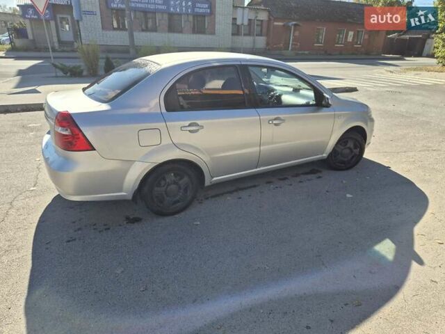 Сірий Шевроле Авео, об'ємом двигуна 1.6 л та пробігом 166 тис. км за 3900 $, фото 3 на Automoto.ua