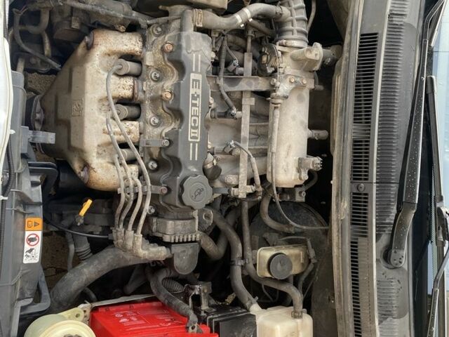 Серый Шевроле Авео, объемом двигателя 1.5 л и пробегом 194 тыс. км за 3700 $, фото 5 на Automoto.ua