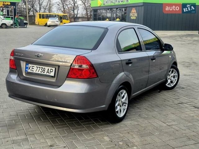 Сірий Шевроле Авео, об'ємом двигуна 1.5 л та пробігом 236 тис. км за 3750 $, фото 3 на Automoto.ua