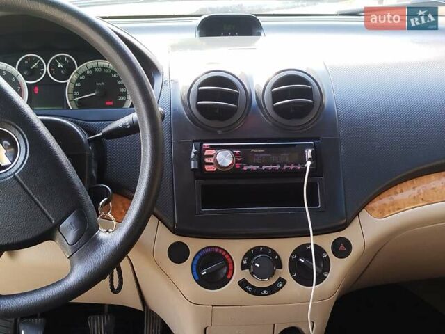 Сірий Шевроле Авео, об'ємом двигуна 1.6 л та пробігом 311 тис. км за 3550 $, фото 22 на Automoto.ua