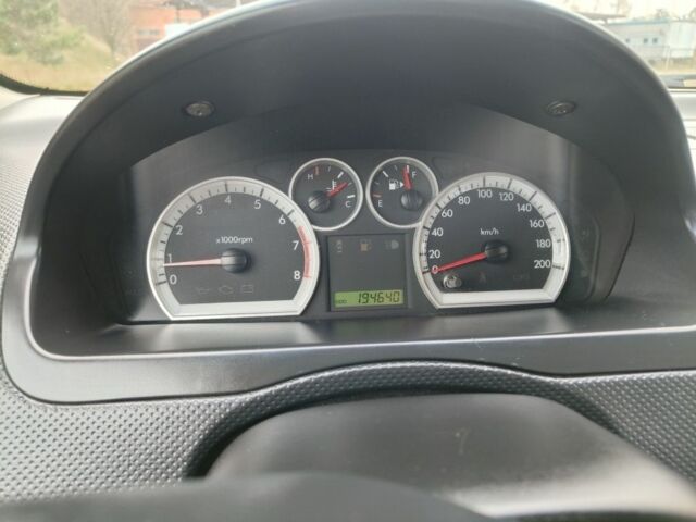 Сірий Шевроле Авео, об'ємом двигуна 1.2 л та пробігом 194 тис. км за 3850 $, фото 22 на Automoto.ua