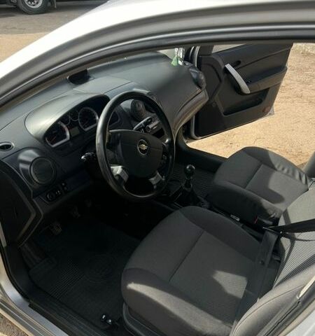 Серый Шевроле Авео, объемом двигателя 1.5 л и пробегом 97 тыс. км за 4000 $, фото 6 на Automoto.ua