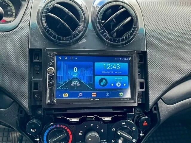 Серый Шевроле Авео, объемом двигателя 1.5 л и пробегом 196 тыс. км за 1599 $, фото 17 на Automoto.ua