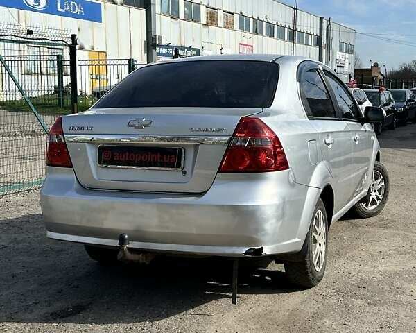 Серый Шевроле Авео, объемом двигателя 1.6 л и пробегом 179 тыс. км за 3600 $, фото 7 на Automoto.ua