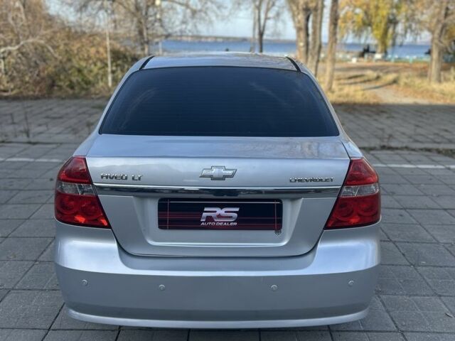 Серый Шевроле Авео, объемом двигателя 1.6 л и пробегом 214 тыс. км за 2700 $, фото 7 на Automoto.ua