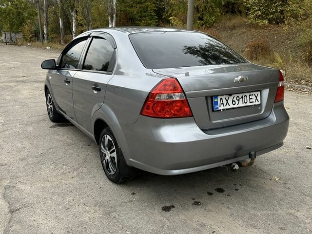 Серый Шевроле Авео, объемом двигателя 1.5 л и пробегом 290 тыс. км за 3500 $, фото 5 на Automoto.ua
