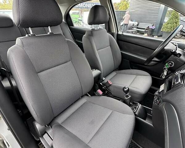 Серый Шевроле Авео, объемом двигателя 1.5 л и пробегом 59 тыс. км за 3700 $, фото 23 на Automoto.ua