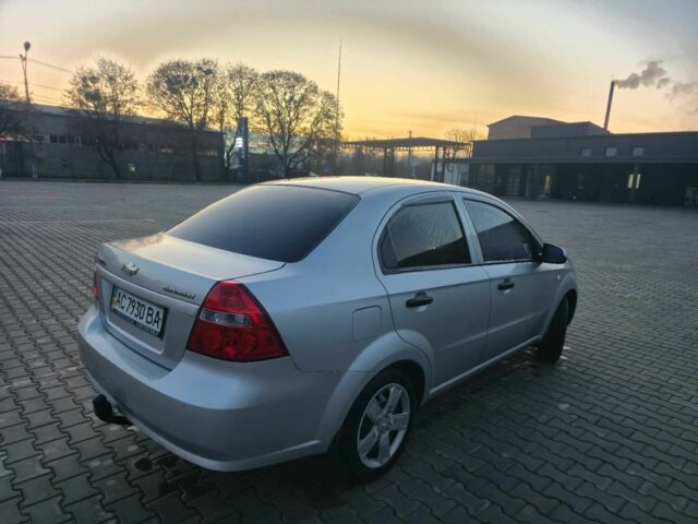 Серый Шевроле Авео, объемом двигателя 1.5 л и пробегом 164 тыс. км за 3750 $, фото 4 на Automoto.ua