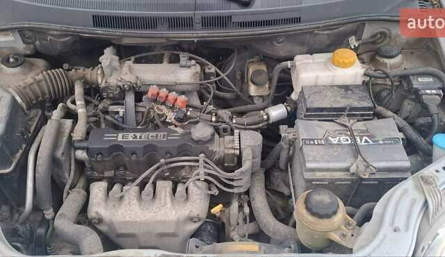 Сірий Шевроле Авео, об'ємом двигуна 1.5 л та пробігом 168 тис. км за 3850 $, фото 7 на Automoto.ua