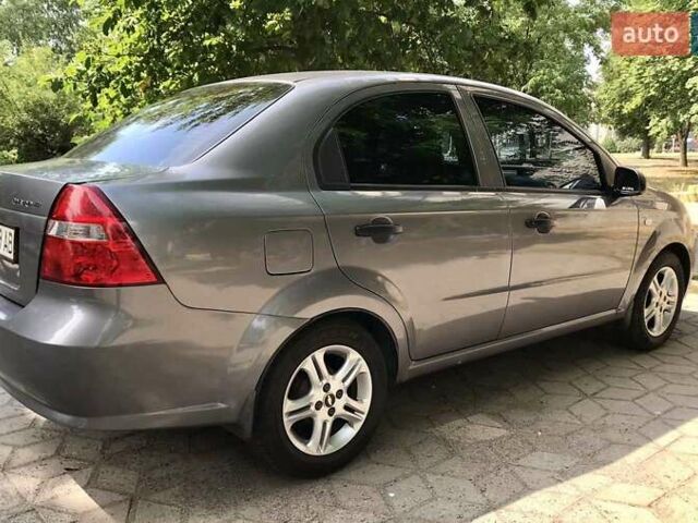 Сірий Шевроле Авео, об'ємом двигуна 1.5 л та пробігом 168 тис. км за 5000 $, фото 4 на Automoto.ua