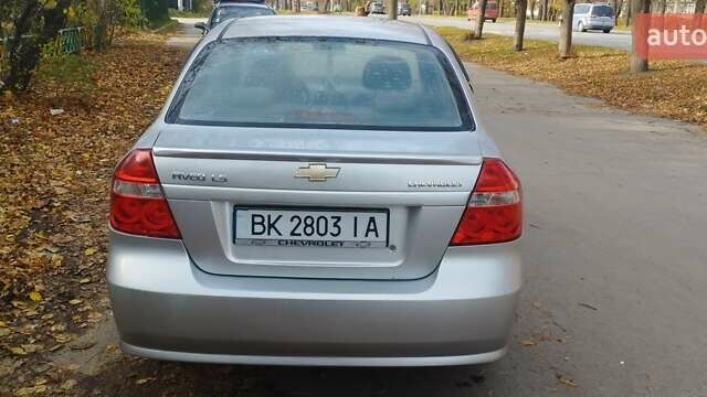 Серый Шевроле Авео, объемом двигателя 1.5 л и пробегом 296 тыс. км за 3499 $, фото 3 на Automoto.ua