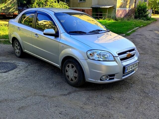 Серый Шевроле Авео, объемом двигателя 1.6 л и пробегом 310 тыс. км за 4000 $, фото 5 на Automoto.ua