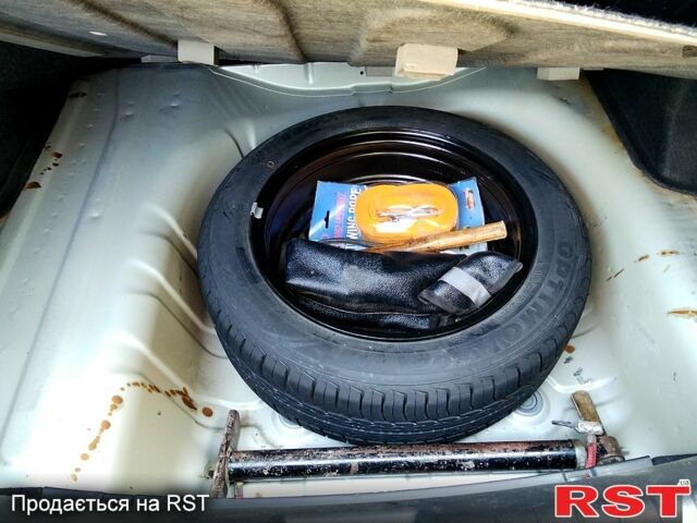 Серый Шевроле Авео, объемом двигателя 1.5 л и пробегом 170 тыс. км за 5500 $, фото 5 на Automoto.ua