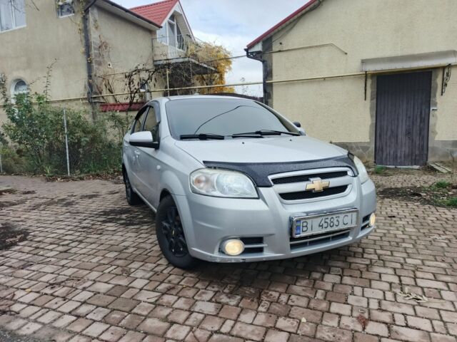 Серый Шевроле Авео, объемом двигателя 1.6 л и пробегом 2 тыс. км за 3200 $, фото 2 на Automoto.ua
