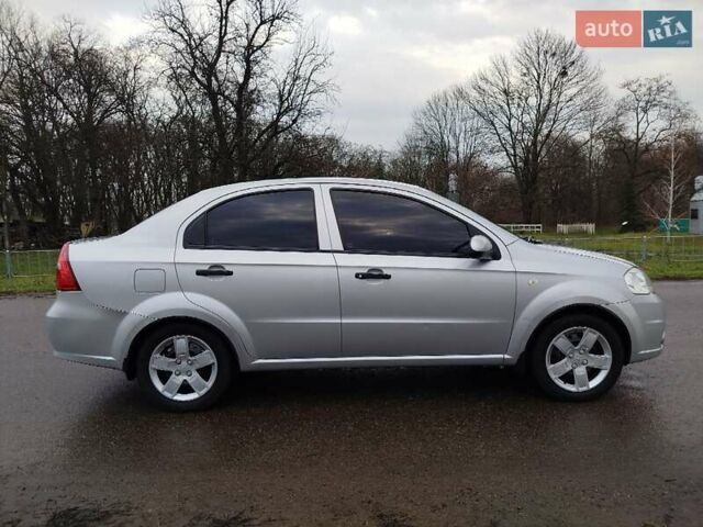 Серый Шевроле Авео, объемом двигателя 1.5 л и пробегом 183 тыс. км за 4200 $, фото 6 на Automoto.ua