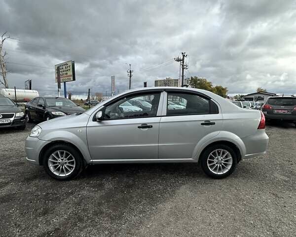 Сірий Шевроле Авео, об'ємом двигуна 1.5 л та пробігом 59 тис. км за 4300 $, фото 5 на Automoto.ua