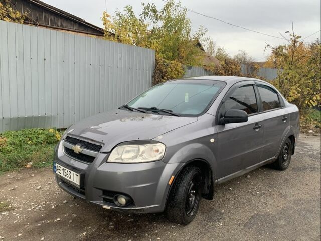 Шевроле Авео 2007 в Кривом Роге на Automoto.ua Серый Шевроле Авео, объемом двигателя 1.5 л и пробегом 3 тыс. км за 1500 $, фото 2 на Automoto.ua