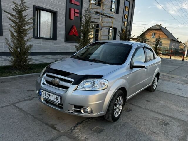 Серый Шевроле Авео, объемом двигателя 1.6 л и пробегом 142 тыс. км за 4300 $, фото 2 на Automoto.ua