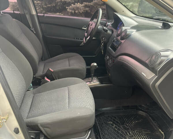 Серый Шевроле Авео, объемом двигателя 1.5 л и пробегом 161 тыс. км за 5300 $, фото 101 на Automoto.ua