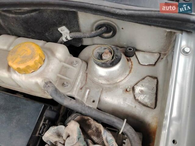 Сірий Шевроле Авео, об'ємом двигуна 1.5 л та пробігом 399 тис. км за 4150 $, фото 16 на Automoto.ua