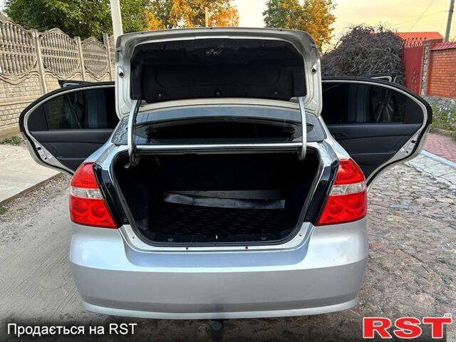 Серый Шевроле Авео, объемом двигателя 1.5 л и пробегом 165 тыс. км за 4900 $, фото 9 на Automoto.ua