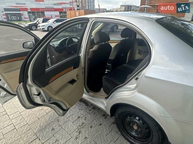 Серый Шевроле Авео, объемом двигателя 1.6 л и пробегом 156 тыс. км за 3700 $, фото 11 на Automoto.ua