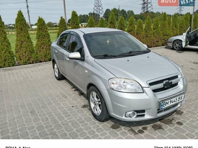 Серый Шевроле Авео, объемом двигателя 1.6 л и пробегом 220 тыс. км за 3300 $, фото 1 на Automoto.ua