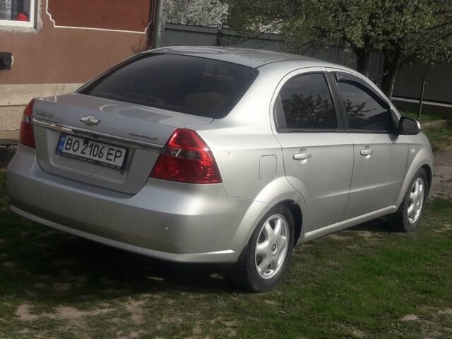 Серый Шевроле Авео, объемом двигателя 1.6 л и пробегом 270 тыс. км за 4500 $, фото 3 на Automoto.ua