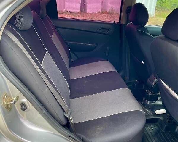 Серый Шевроле Авео, объемом двигателя 1.5 л и пробегом 216 тыс. км за 4500 $, фото 14 на Automoto.ua
