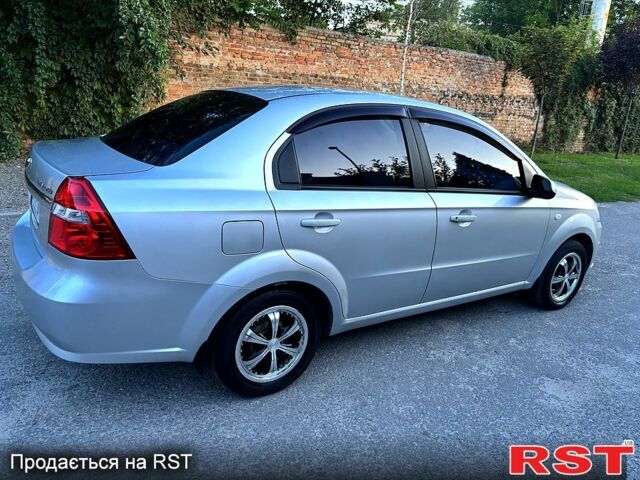 Серый Шевроле Авео, объемом двигателя 1.6 л и пробегом 122 тыс. км за 4999 $, фото 3 на Automoto.ua
