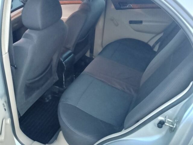 Серый Шевроле Авео, объемом двигателя 1.6 л и пробегом 220 тыс. км за 4100 $, фото 6 на Automoto.ua