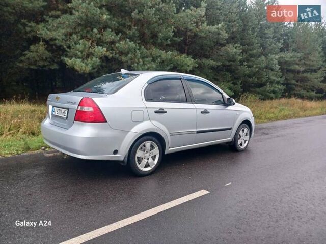 Сірий Шевроле Авео, об'ємом двигуна 1.5 л та пробігом 275 тис. км за 2350 $, фото 4 на Automoto.ua