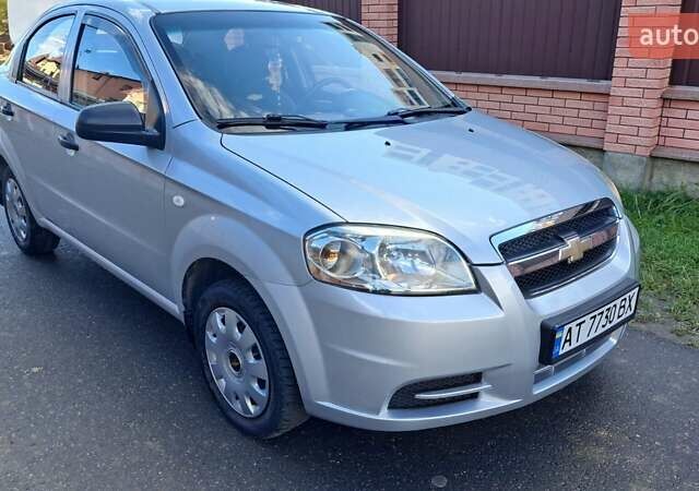 Шевроле Авео 2008 в Ивано-Франковске на Automoto.ua Серый Шевроле Авео, объемом двигателя 1.5 л и пробегом 172 тыс. км за 3950 $, фото 15 на Automoto.ua
