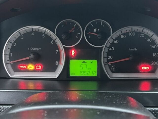 Серый Шевроле Авео, объемом двигателя 1.5 л и пробегом 195 тыс. км за 3500 $, фото 11 на Automoto.ua