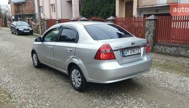 Серый Шевроле Авео, объемом двигателя 1.6 л и пробегом 227 тыс. км за 2999 $, фото 10 на Automoto.ua