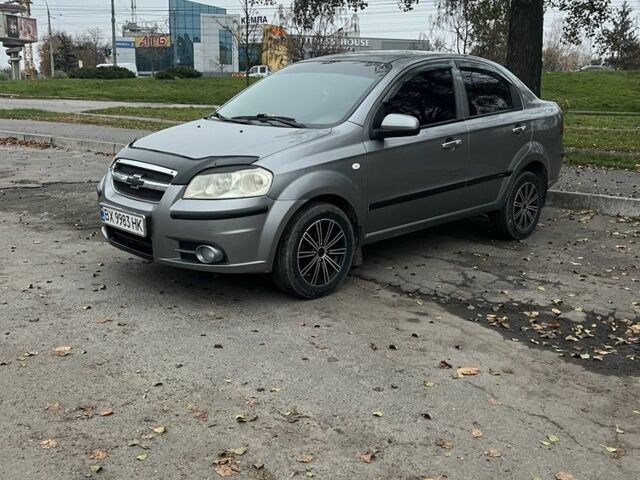 Серый Шевроле Авео, объемом двигателя 1.5 л и пробегом 195 тыс. км за 3500 $, фото 8 на Automoto.ua