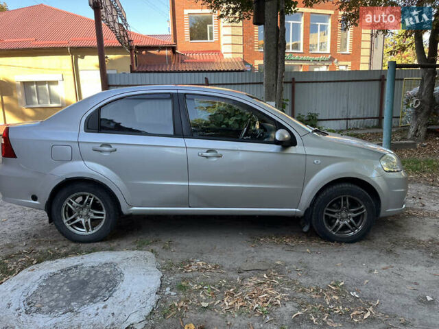 Серый Шевроле Авео, объемом двигателя 1.6 л и пробегом 398 тыс. км за 2800 $, фото 3 на Automoto.ua
