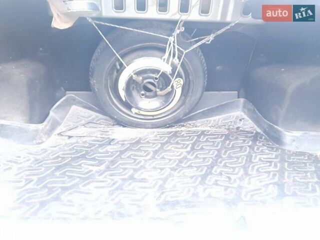 Серый Шевроле Авео, объемом двигателя 1.5 л и пробегом 240 тыс. км за 3750 $, фото 7 на Automoto.ua