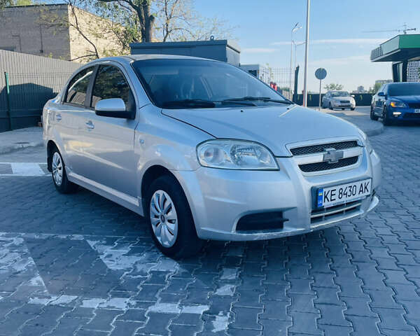 Сірий Шевроле Авео, об'ємом двигуна 1.6 л та пробігом 227 тис. км за 2799 $, фото 2 на Automoto.ua