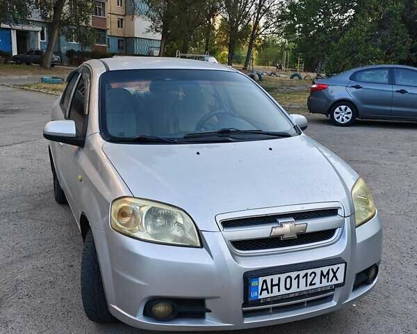 Серый Шевроле Авео, объемом двигателя 1.6 л и пробегом 142 тыс. км за 3850 $, фото 5 на Automoto.ua