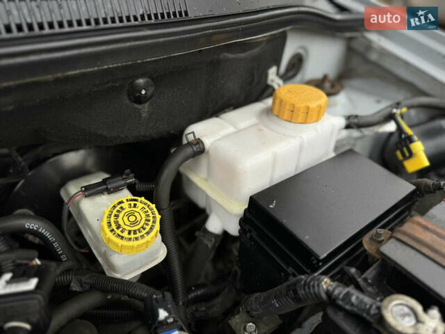 Серый Шевроле Авео, объемом двигателя 1.6 л и пробегом 175 тыс. км за 4350 $, фото 42 на Automoto.ua