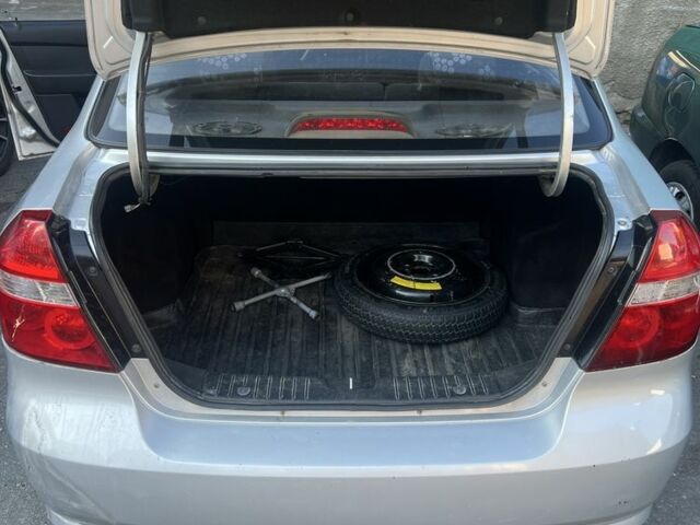 Шевроле Авео 2008 в Хмельницком на Automoto.ua Серый Шевроле Авео, объемом двигателя 1.5 л и пробегом 255 тыс. км за 2350 $, фото 9 на Automoto.ua