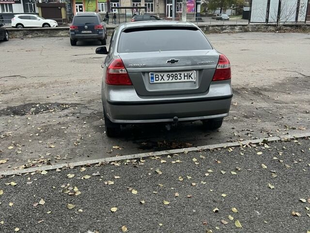 Серый Шевроле Авео, объемом двигателя 1.5 л и пробегом 195 тыс. км за 3500 $, фото 5 на Automoto.ua