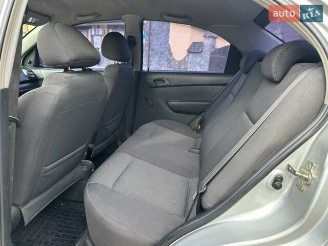 Серый Шевроле Авео, объемом двигателя 1.5 л и пробегом 193 тыс. км за 3450 $, фото 34 на Automoto.ua
