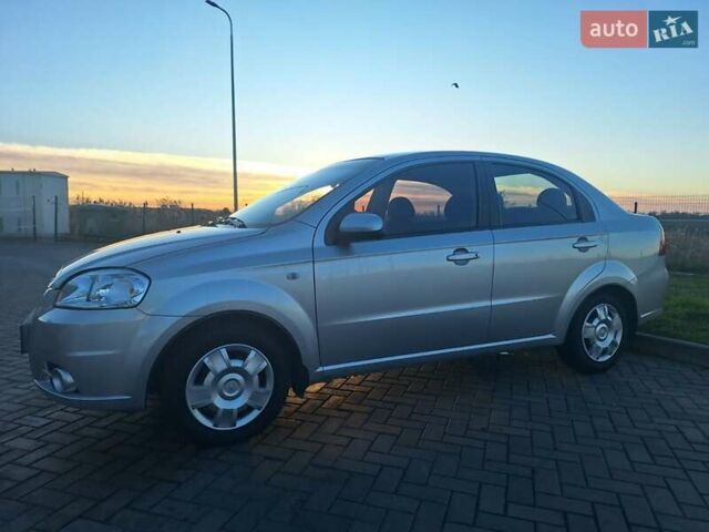 Сірий Шевроле Авео, об'ємом двигуна 1.6 л та пробігом 76 тис. км за 5300 $, фото 17 на Automoto.ua