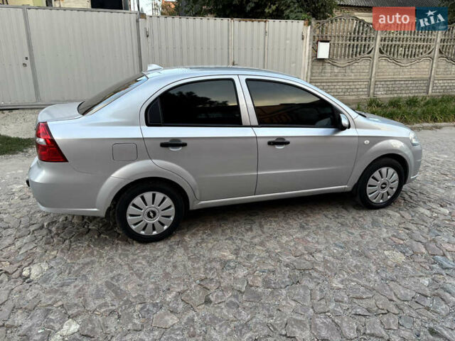 Серый Шевроле Авео, объемом двигателя 1.5 л и пробегом 165 тыс. км за 4900 $, фото 5 на Automoto.ua