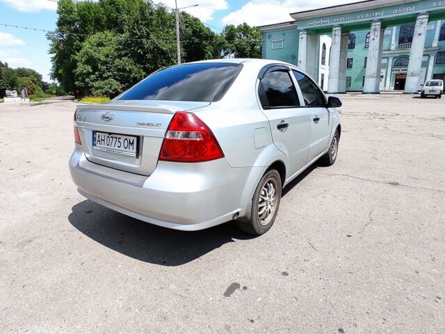 Серый Шевроле Авео, объемом двигателя 1.5 л и пробегом 200 тыс. км за 3500 $, фото 4 на Automoto.ua