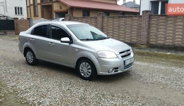 Серый Шевроле Авео, объемом двигателя 1.6 л и пробегом 227 тыс. км за 2999 $, фото 1 на Automoto.ua